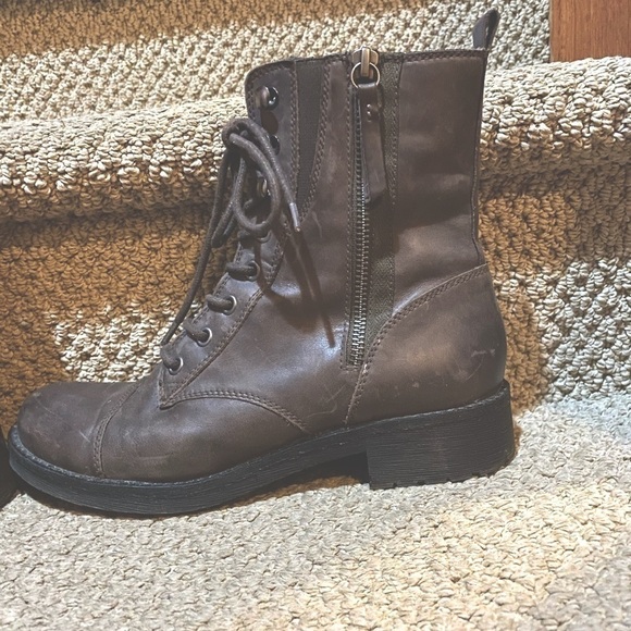 GEOX chocolate brown combat boots. *zippered lace up. - Picture 9 of 11